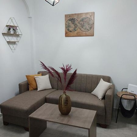 Anibo Studios And Apartments Zero Point 52 Thessaloniki Buitenkant foto